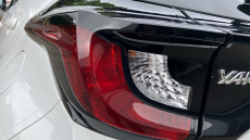 Toyota Yaris 1.5 Hybrid Icon 5dr CVT Hybrid Hatchback